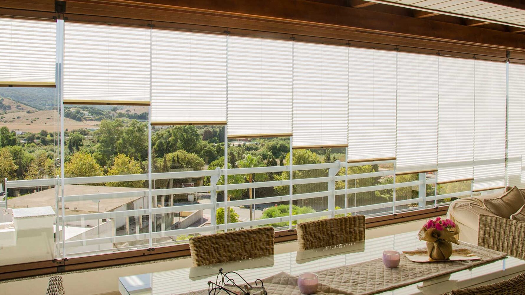 Toldos C3 Systems, Estores Enrollables y Cortinas Plisadas, Habitan Sun