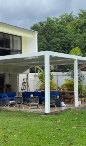 Pérgola doble bioclimática doble con sensor de viento, en Playas del Coco
